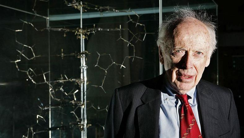 DNA之父沃森被剥夺荣誉头衔,家人朋友称其不是种族歧视主义者